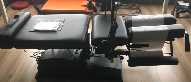 2019年3月 美國原裝進口 Leander LT950 電動升降擺腰頓壓床