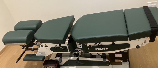 2025年11月 加拿大原裝進口 Elite Automatic Flexion Tables 電動擺腰頓壓床